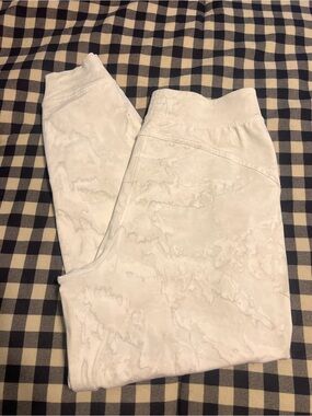 lululemon athletica White Marble-Print Joggers